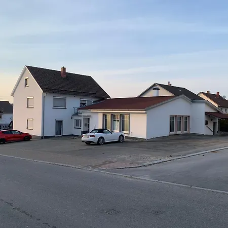 Modern Living - Im Grund 2